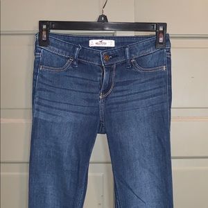 Hollister low rise jeans 0L